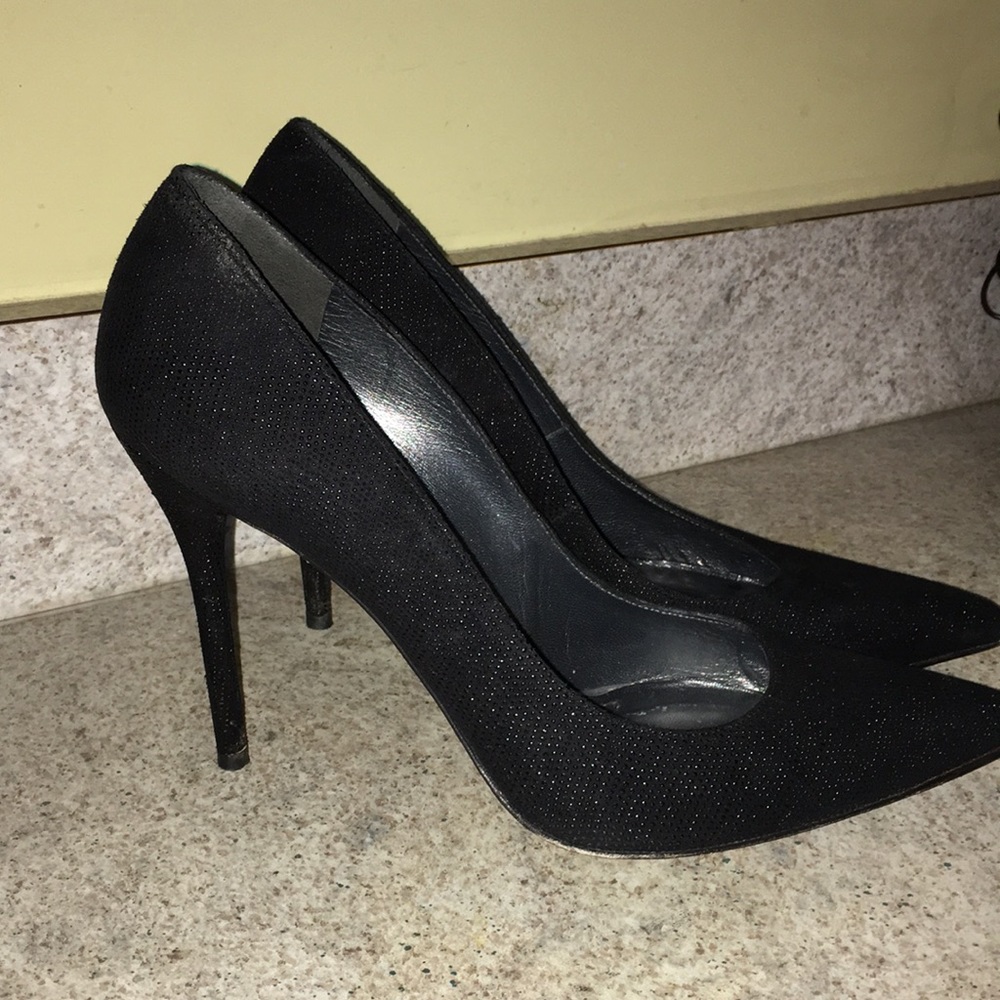 Stuart Weitzman black embellished EUC Sexy Pumps